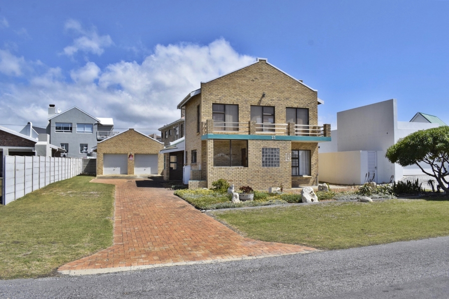 2 Bedroom Property for Sale in Struisbaai Western Cape